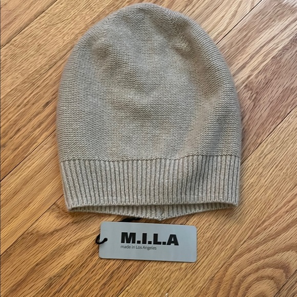 NWT M.I.L.A. 100% Cashmere Beige Knit Beanie Winter Hat Luxury Made USA - Picture 6 of 6